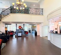 Comfort Suites Lobby