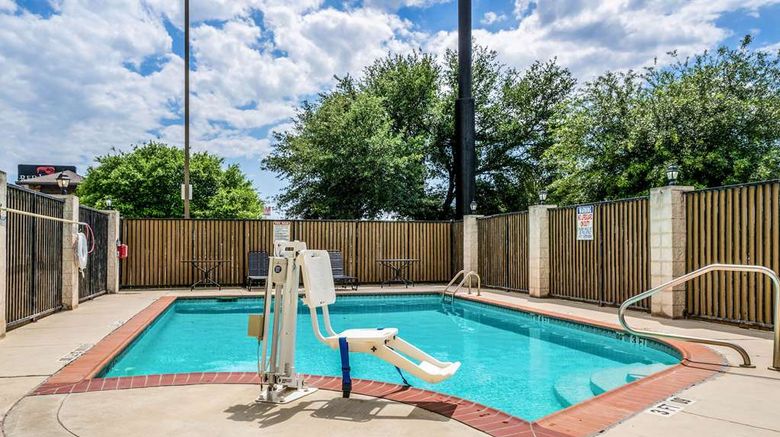 <b>Comfort Suites Near Texas State Univ. Pool</b>. Images powered by <a href="https://iceportal.shijigroup.com/" title="IcePortal" target="_blank">IcePortal</a>.