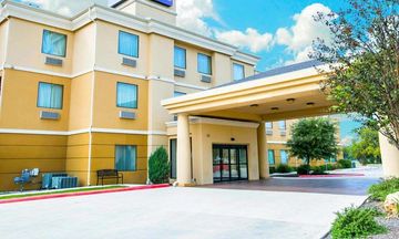 Sleep Inn & Suites