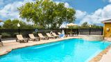<b>Sleep Inn & Suites Pool</b>. Images powered by <a href="https://iceportal.shijigroup.com/" title="IcePortal" target="_blank">IcePortal</a>.