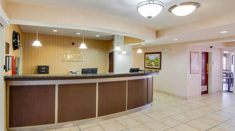 MainStay Suites Texas Medical Center Lobby. Images powered by <a href="https://iceportal.shijigroup.com" target="_blank" rel="noopener">Ice Portal</a>.