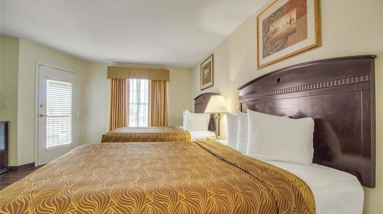 MainStay Suites Texas Medical Center Room