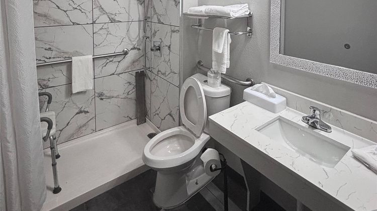 MainStay Suites Texas Medical Center Room