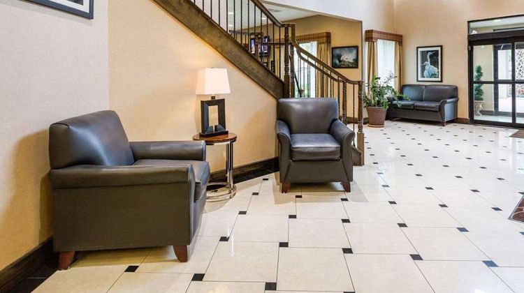 Comfort Inn and Suites Winnie Lobby
