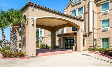 Comfort Inn and Suites Winnie