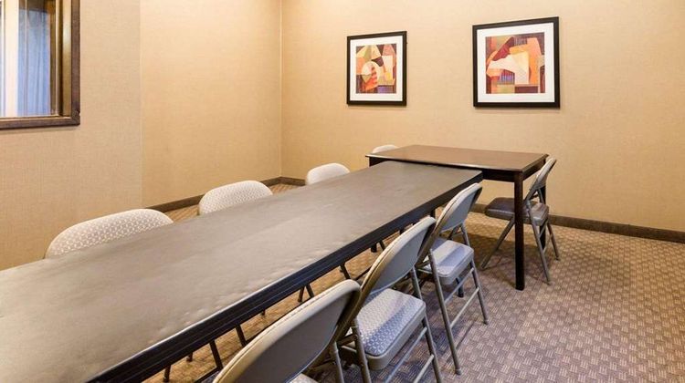 Comfort Inn and Suites Winnie Meeting