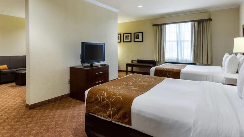 <b>Comfort Suites near NASA - Clear Lake Suite</b>. Images powered by <a href="https://iceportal.shijigroup.com/" title="IcePortal" target="_blank">IcePortal</a>.