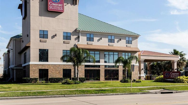 Comfort Suites near NASA - Clear Lake Exterior. Images powered by <a href="https://iceportal.shijigroup.com" target="_blank" rel="noopener">Ice Portal</a>.