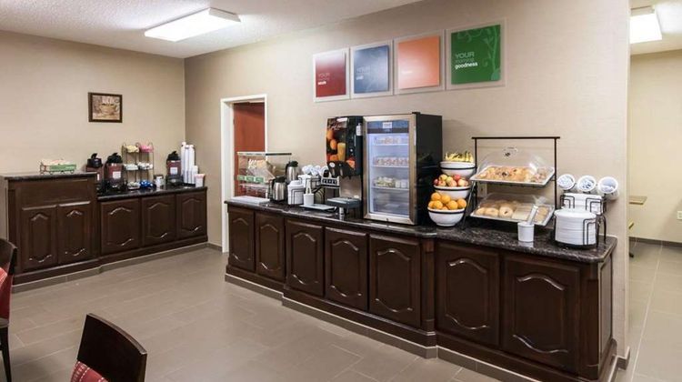 Comfort Inn and Suites Red Oak Restaurant