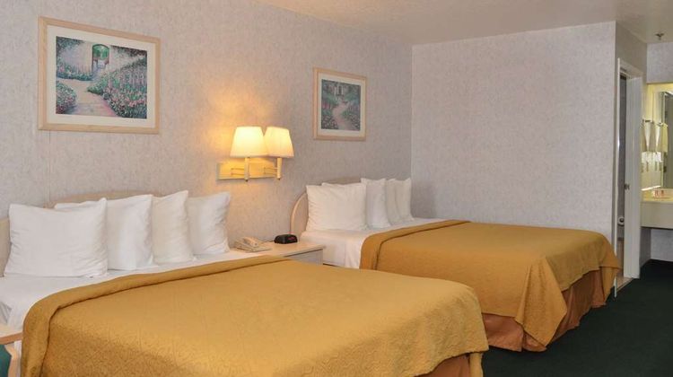 Econo Lodge San Antonio South Room