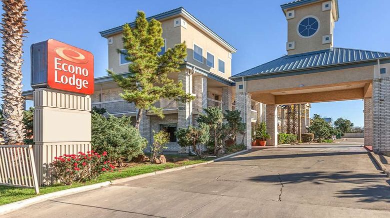 Econo Lodge San Antonio South Exterior. Images powered by <a href="https://iceportal.shijigroup.com" target="_blank" rel="noopener">Ice Portal</a>.