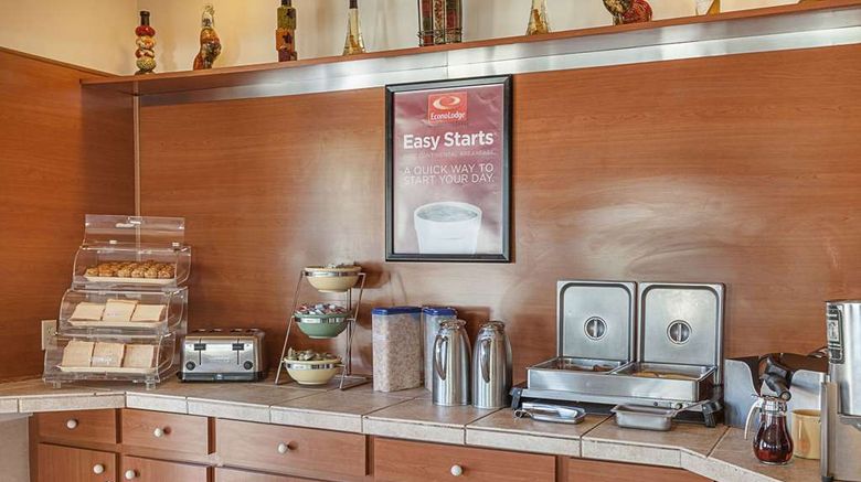 <b>Econo Lodge San Antonio South Restaurant</b>. Images powered by <a href="https://iceportal.shijigroup.com/" title="IcePortal" target="_blank">IcePortal</a>.