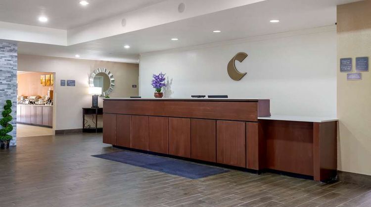 Comfort Suites Lobby