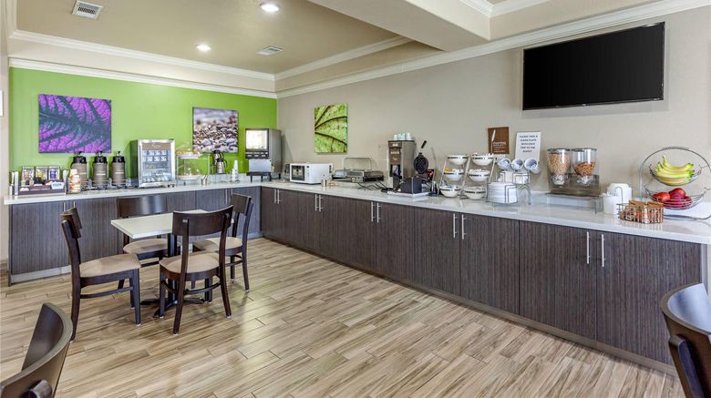 <b>Sleep Inn & Suites Restaurant</b>. Images powered by <a href="https://iceportal.shijigroup.com/" title="IcePortal" target="_blank">IcePortal</a>.