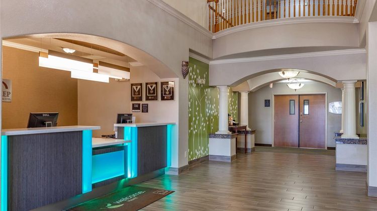Sleep Inn & Suites Lobby