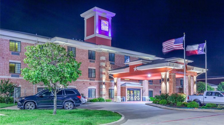 <b>Sleep Inn & Suites Exterior</b>. Images powered by <a href="https://iceportal.shijigroup.com/" title="IcePortal" target="_blank">IcePortal</a>.