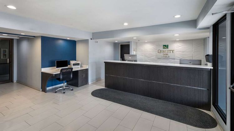 Quality Inn Fort Stockton Lobby