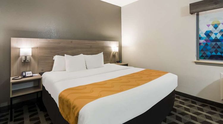 Quality Inn & Suites Waco Room
