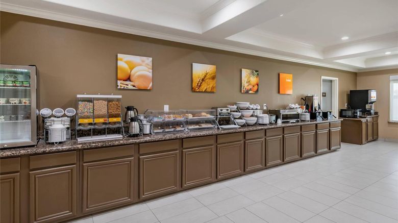 <b>Comfort Inn and Suites Lubbock West Restaurant</b>. Images powered by <a href="https://iceportal.shijigroup.com/" title="IcePortal" target="_blank">IcePortal</a>.