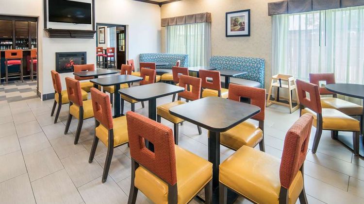 Clarion Inn & Suite Restaurant