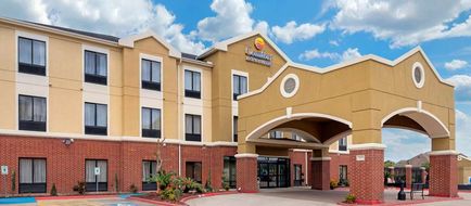Comfort Inn Exterior