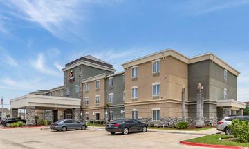 Comfort Suites Near Texas A&M University