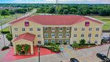 <b>Comfort Suites Exterior</b>. Images powered by <a href="https://iceportal.shijigroup.com/" title="IcePortal" target="_blank">IcePortal</a>.