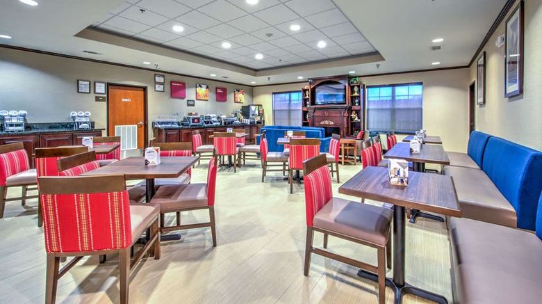 <b>Comfort Suites Restaurant</b>. Images powered by <a href="https://iceportal.shijigroup.com/" title="IcePortal" target="_blank">IcePortal</a>.