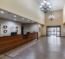 Comfort Suites Ennis Lobby