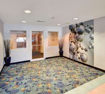 Rodeway Inn & Suites Lewisville I-35 Lobby