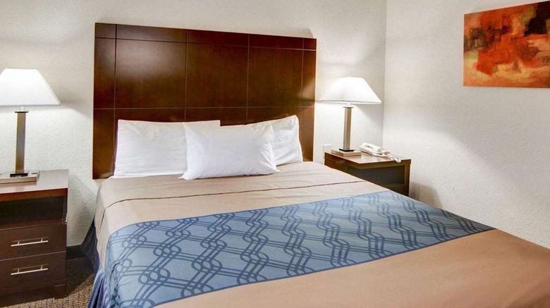 <b>Rodeway Inn & Suites Lewisville I-35 Room</b>. Images powered by <a href="https://iceportal.shijigroup.com/" title="IcePortal" target="_blank">IcePortal</a>.