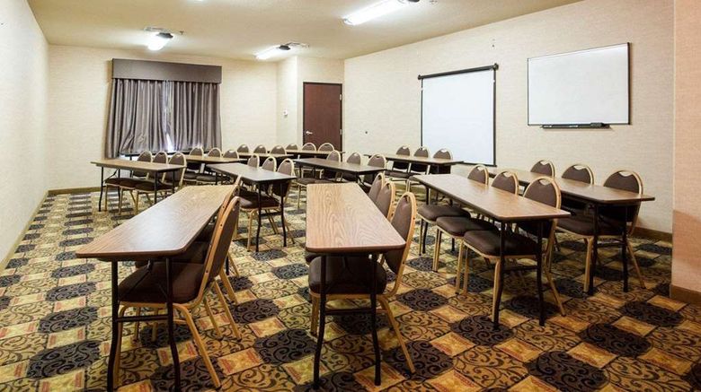 <b>Quality Suites, Huntsville Meeting</b>. Images powered by <a href="https://iceportal.shijigroup.com/" title="IcePortal" target="_blank">IcePortal</a>.