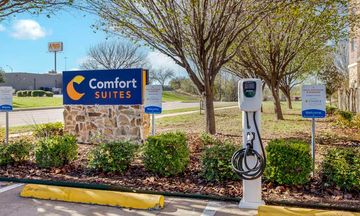 Comfort Suites Benbrook