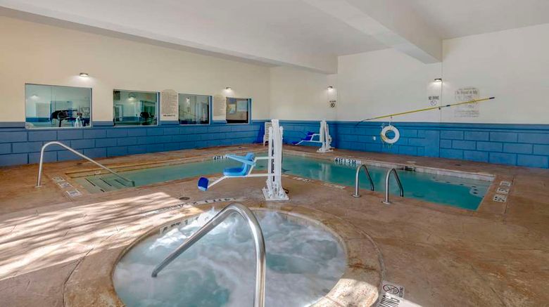 <b>Comfort Suites Benbrook Pool</b>. Images powered by <a href="https://iceportal.shijigroup.com/" title="IcePortal" target="_blank">IcePortal</a>.