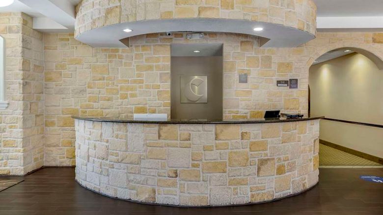 <b>Comfort Suites Benbrook Lobby</b>. Images powered by <a href="https://iceportal.shijigroup.com/" title="IcePortal" target="_blank">IcePortal</a>.