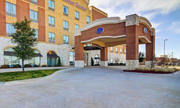 Comfort Suites at Frisco Sq/Pizza Hut Pk