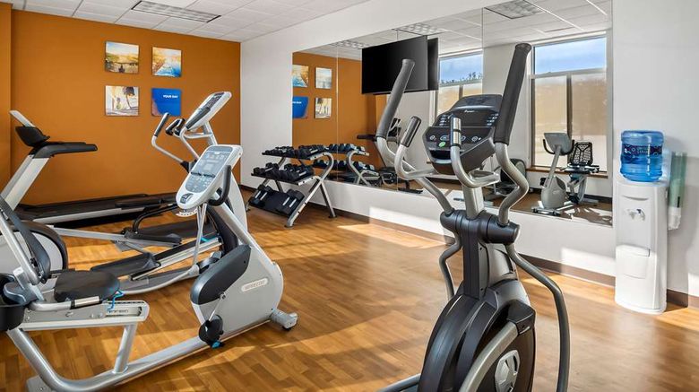 <b>Comfort Suites at Frisco Sq/Pizza Hut Pk Health</b>. Images powered by <a href="https://iceportal.shijigroup.com/" title="IcePortal" target="_blank">IcePortal</a>.
