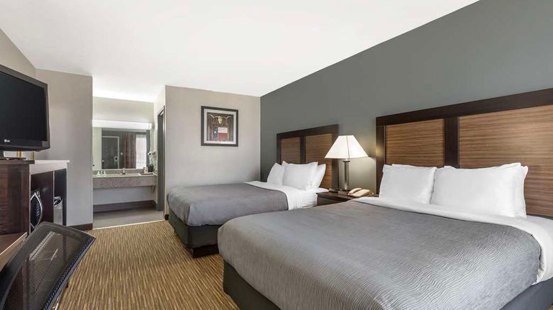 <b>Quality Inn Gainesville Room</b>. Images powered by <a href="https://iceportal.shijigroup.com/" title="IcePortal" target="_blank">IcePortal</a>.