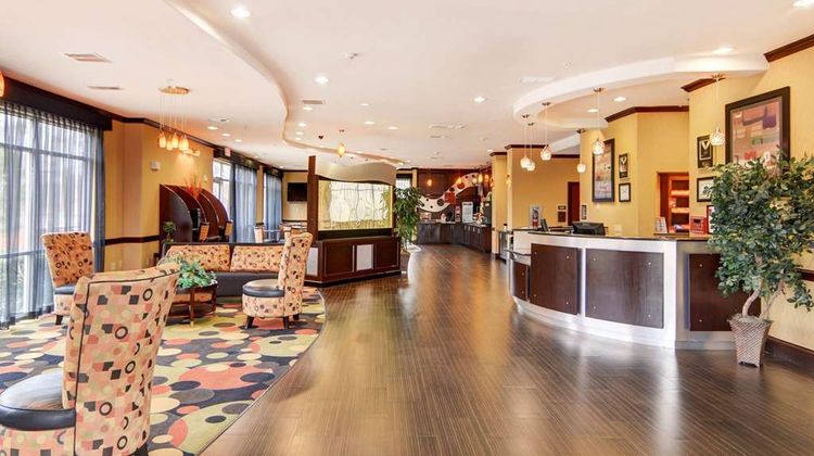 Comfort Suites Lobby