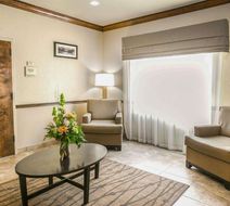 Sleep Inn & Suites Lobby