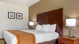 <b>Comfort Inn Room</b>. Images powered by <a href="https://iceportal.shijigroup.com/" title="IcePortal" target="_blank">IcePortal</a>.