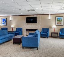Comfort Suites Lobby