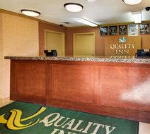 Quality Inn Lobby