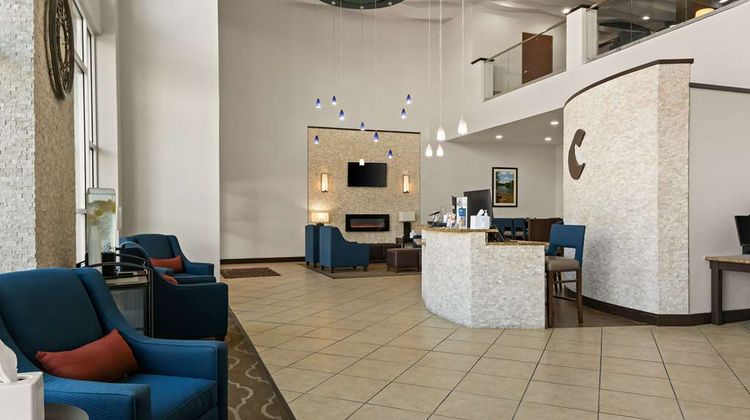 Comfort Suites Granbury Lobby