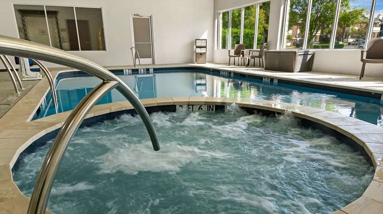 <b>Comfort Suites Granbury Pool</b>. Images powered by <a href="https://iceportal.shijigroup.com/" title="IcePortal" target="_blank">IcePortal</a>.