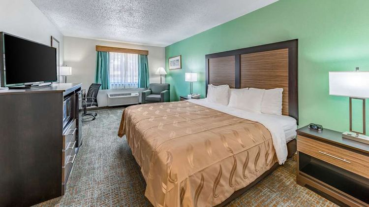 Quality Inn Allen Room