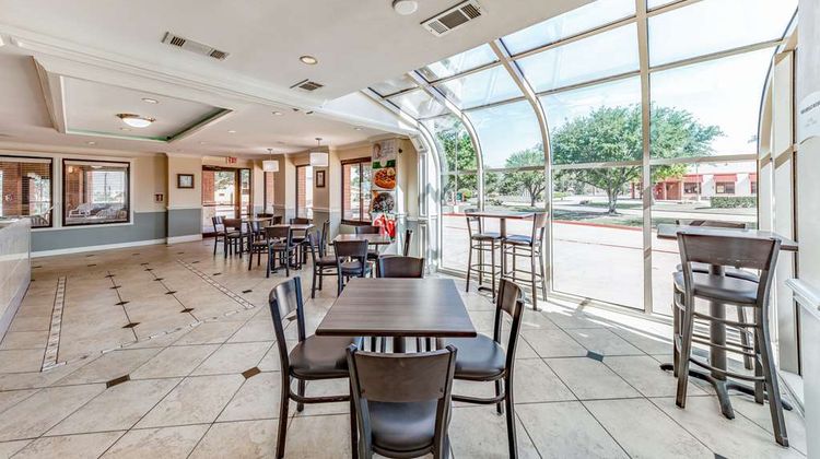 Quality Inn Allen Restaurant