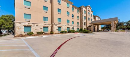 Comfort Suites Stone Oak Exterior