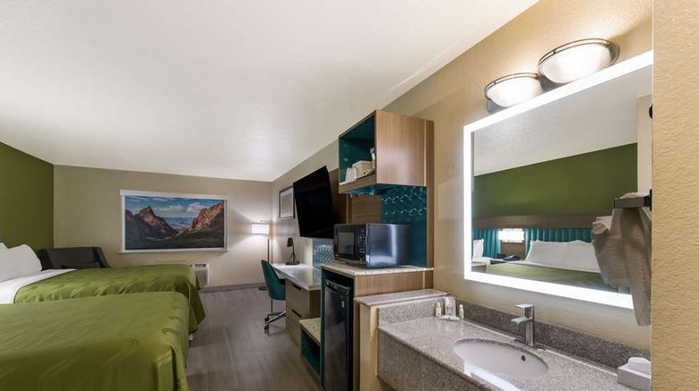 <b>Quality Inn Suite</b>. Images powered by <a href="https://iceportal.shijigroup.com/" title="IcePortal" target="_blank">IcePortal</a>.