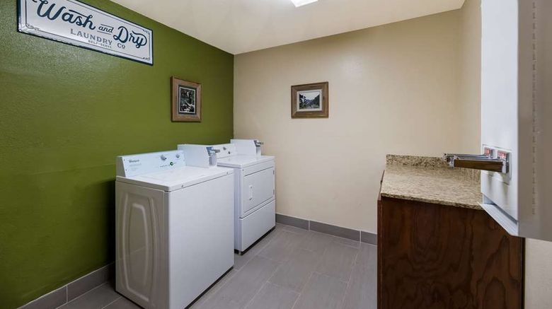 <b>Quality Inn Other</b>. Images powered by <a href="https://iceportal.shijigroup.com/" title="IcePortal" target="_blank">IcePortal</a>.